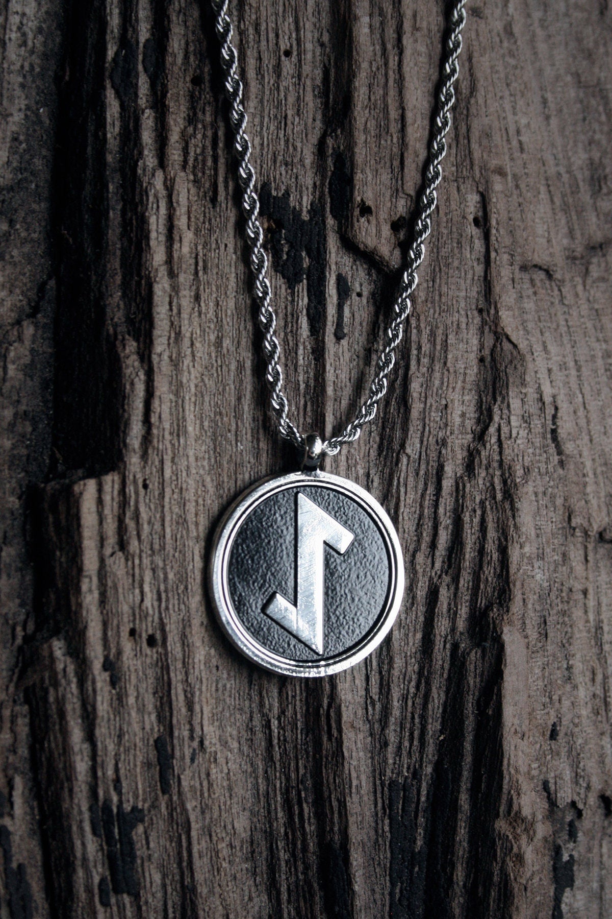 Eihwaz rune - NECKLACE