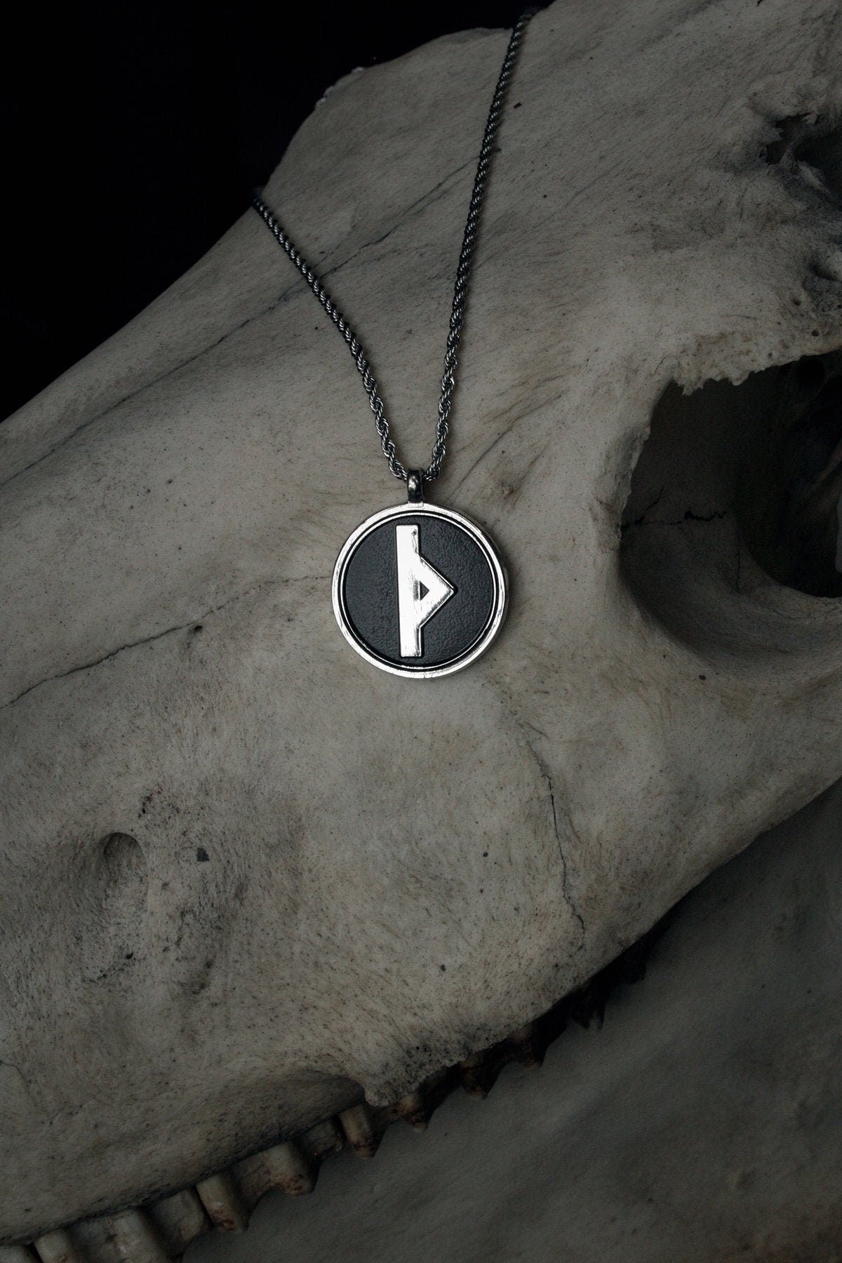 Thurs, Thurisaz rune - NECKLACE – TORVENIUS