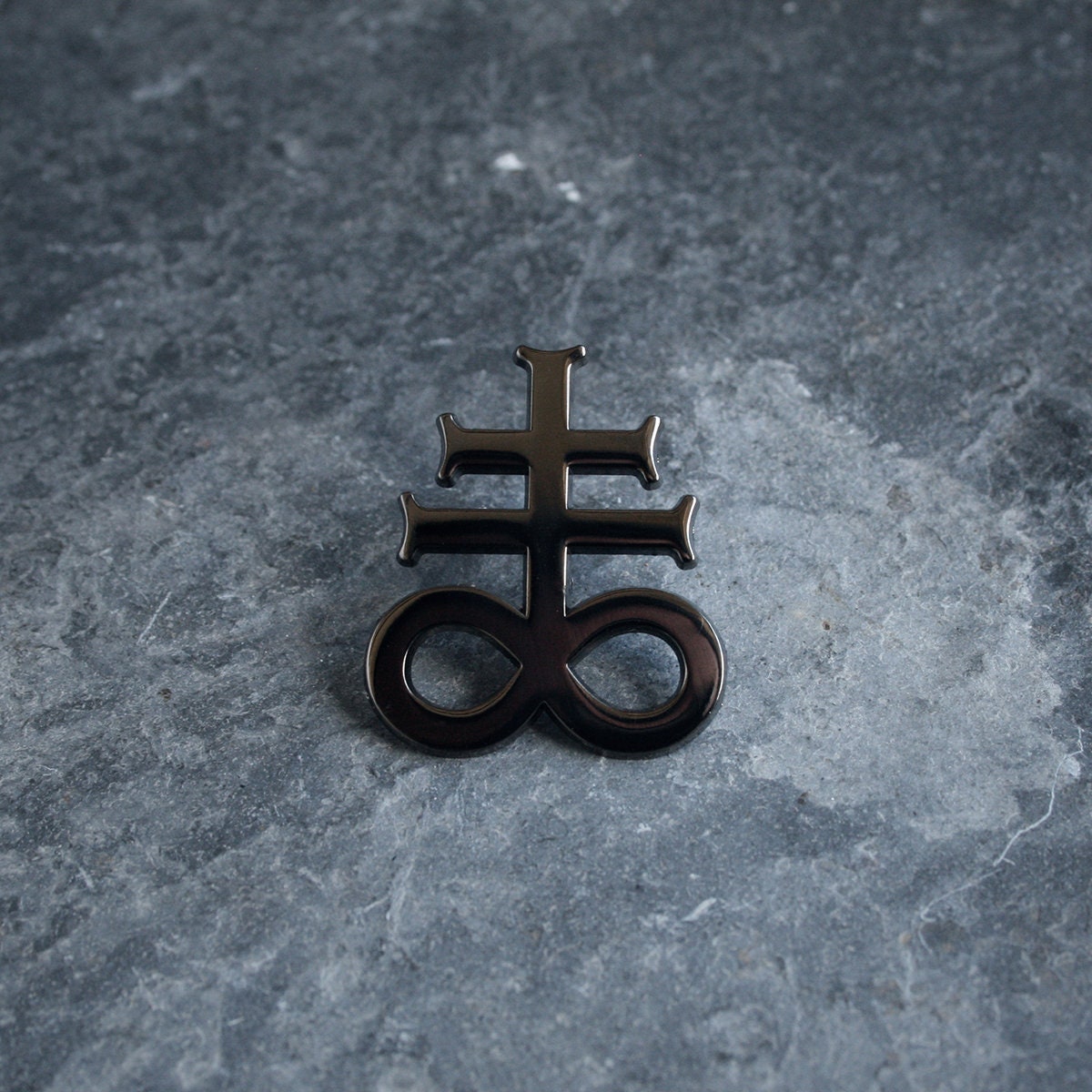 Leviathan cross BLACK - PIN