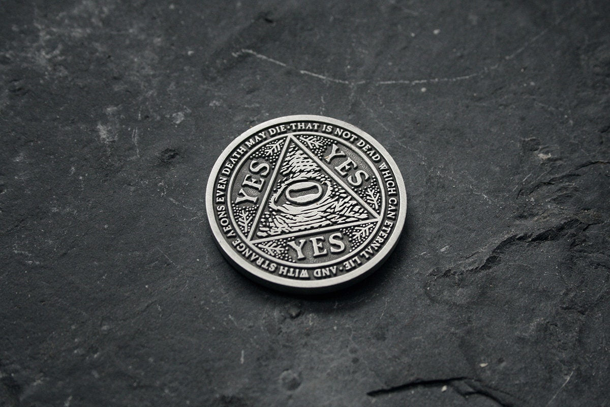 YES or NO Lovecraft coin - collectible divination flip COIN