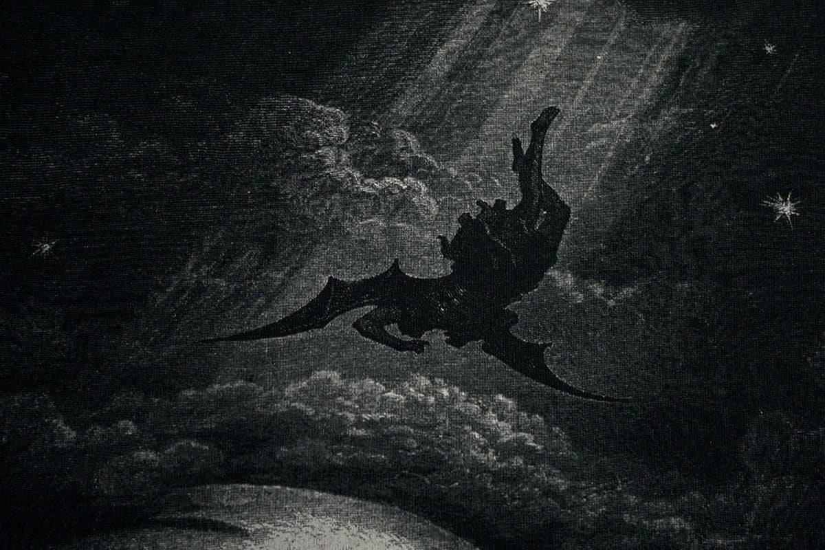 Fall of Lucifer, Satan, by Gustave Doré - T-shirt