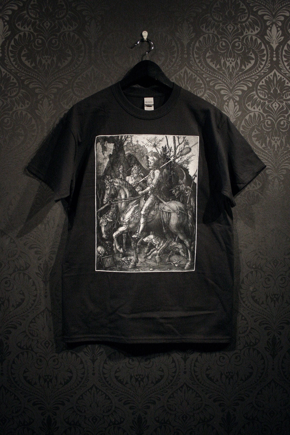 Knight, Death and the Devil by Albrecht Dürer - T-shirt – TORVENIUS