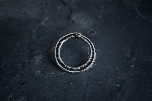 Ouroboros black and silver thin version - PIN