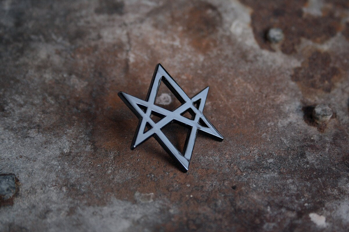 Unicursal hexagram, jet black shiny edition - PIN