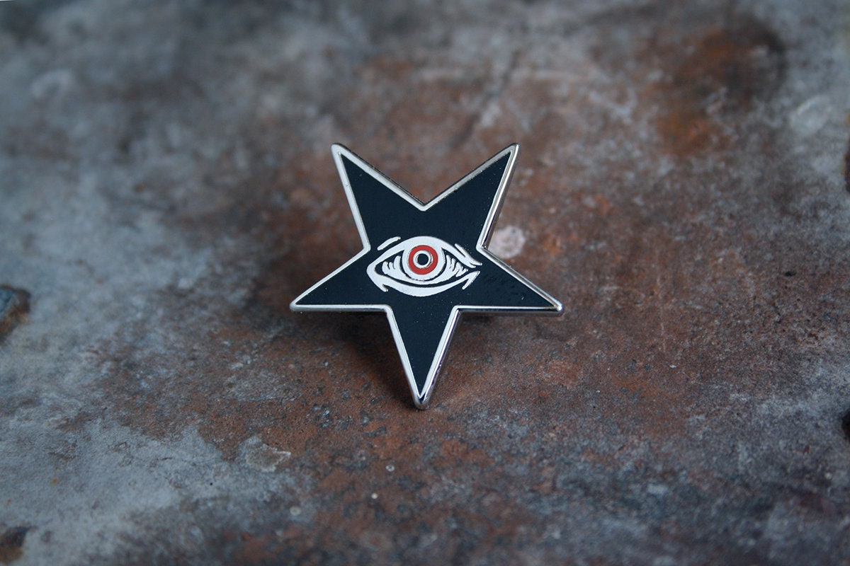 Pentagram with red all seeing eye - PIN