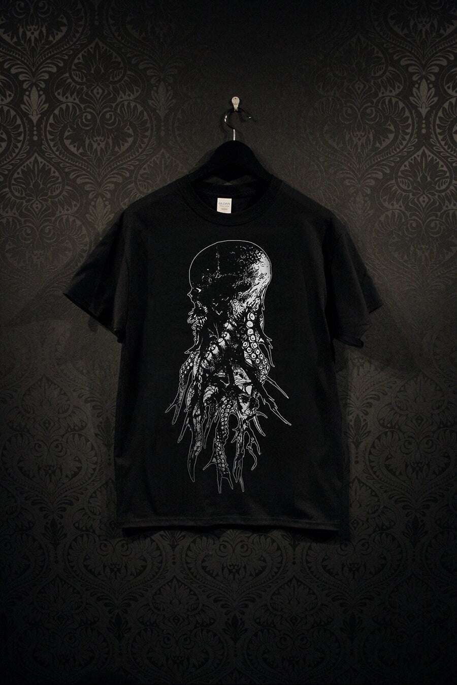 Cthulhu skull with tentacles - T-shirt