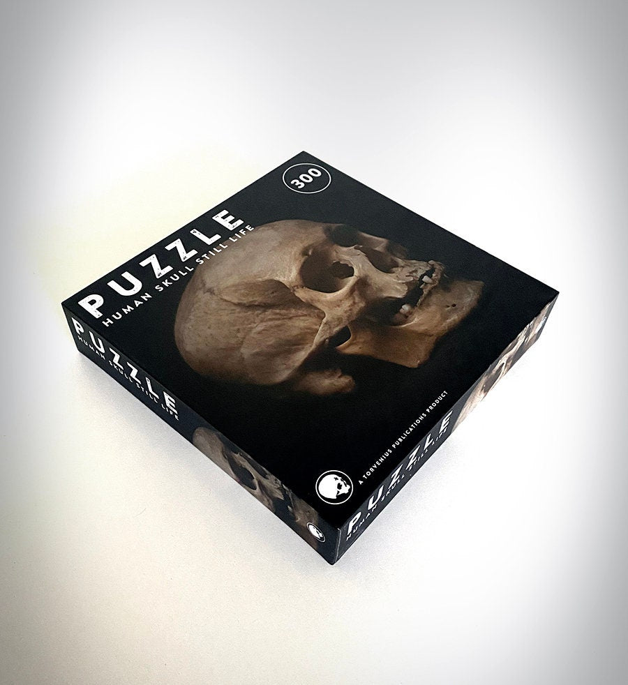 Human skull photo, still life 01 - 300 pieces PUZZLE