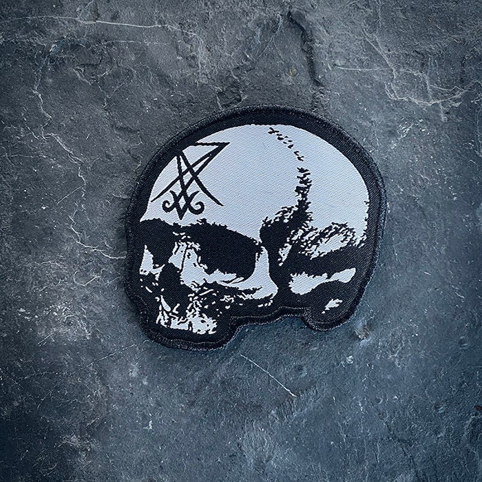 Human skull, seal of Lucifer side view - PATCH