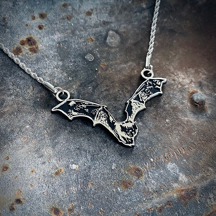 Flying bat, extra large version - NECKLACE